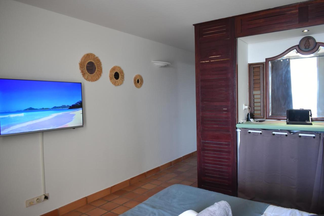 Ananas Premium - Sejour Detente T2 Vue Mer Avec Balcon Prive A Tartane La Trinite Luaran gambar